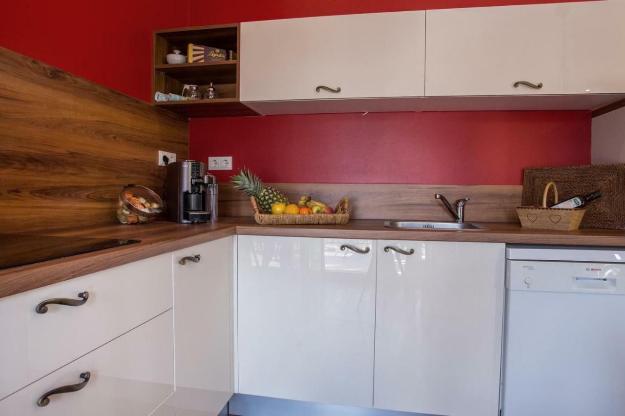 Tip Deluxe Apartment Подстрана Екстериор снимка