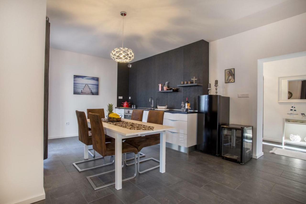 Tip Deluxe Apartment Подстрана Екстериор снимка